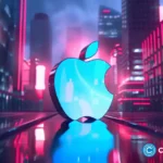 Dow jumps 500 points as Apple hits new peak