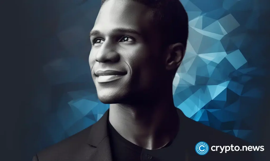 Arthur Hayes under fire for exiting Worldcoin position 